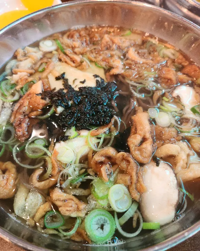 뜨끈한 튀김우동
