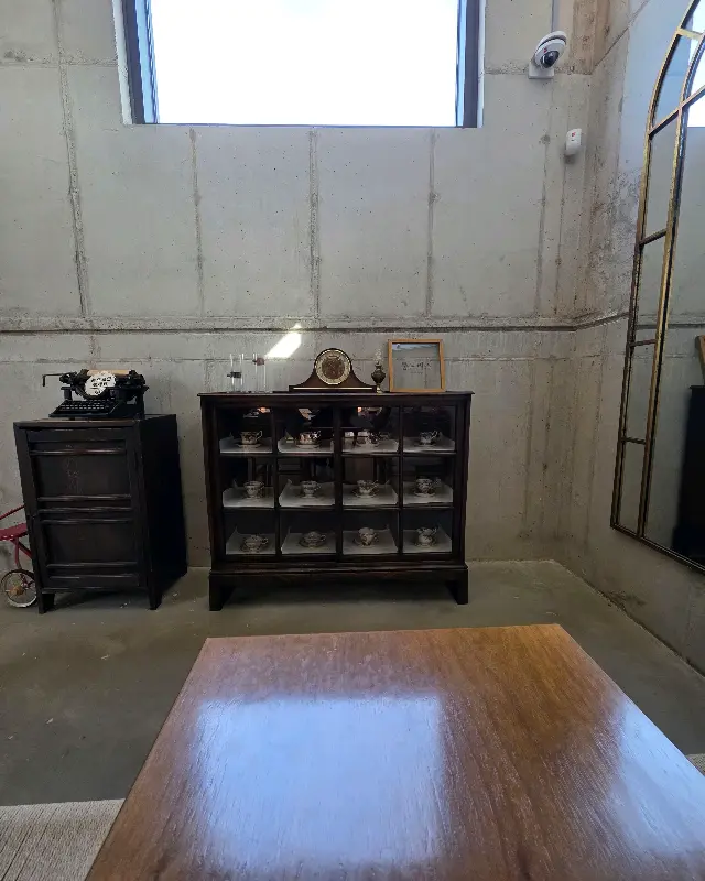 롱브릭스 내부 인테리어