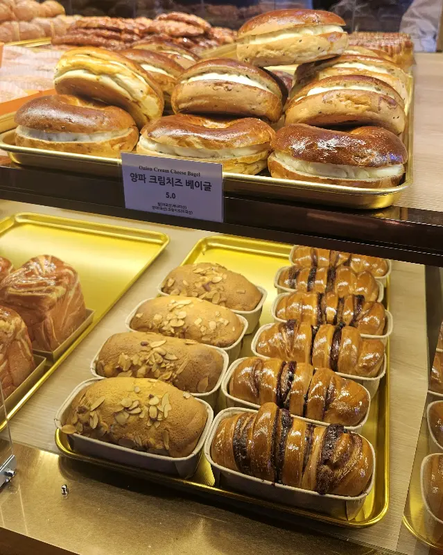다양한 종류의 빵들