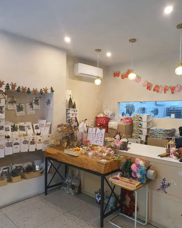 아기자기한 소품들로 가득한 그여행 내부