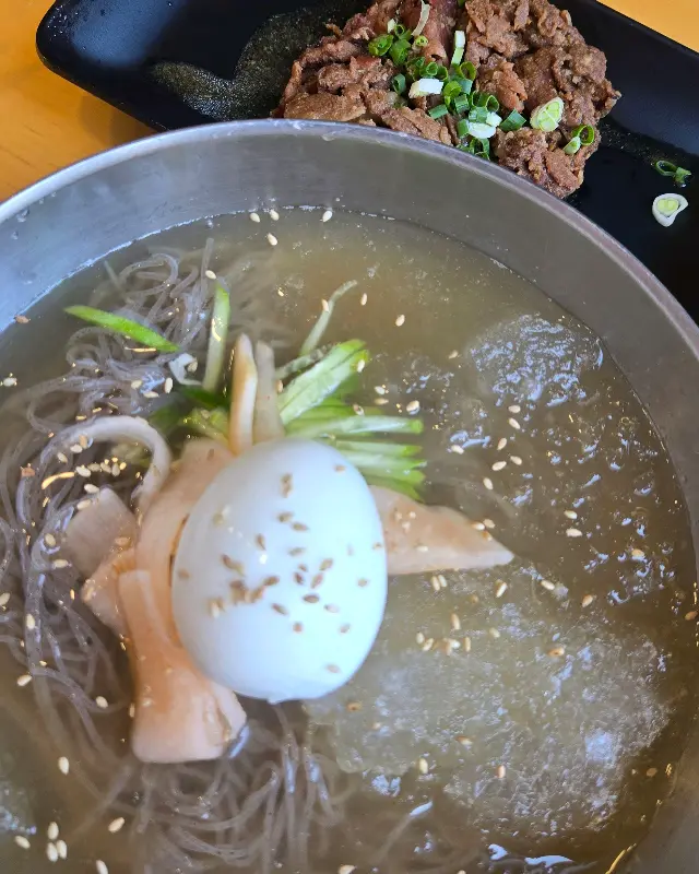 시원한 냉면
