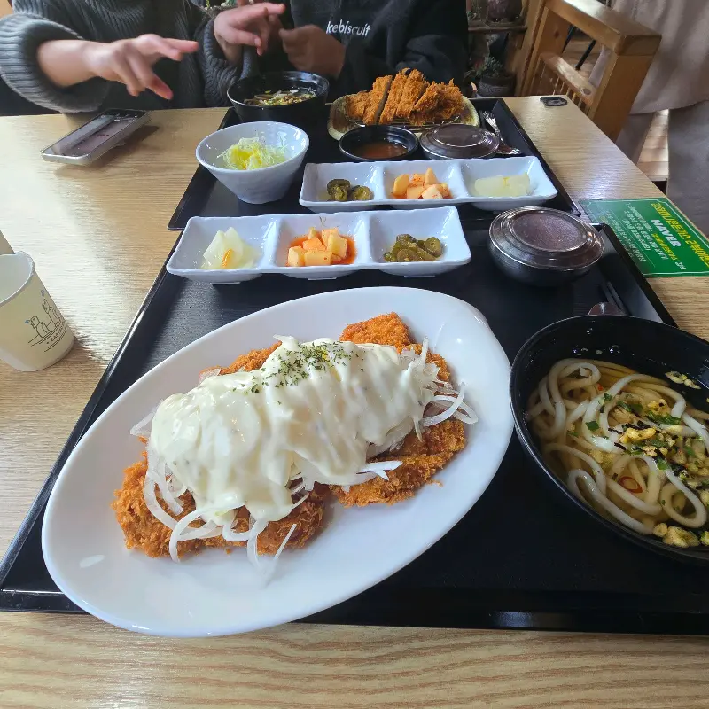 푸짐한 한 상 차림