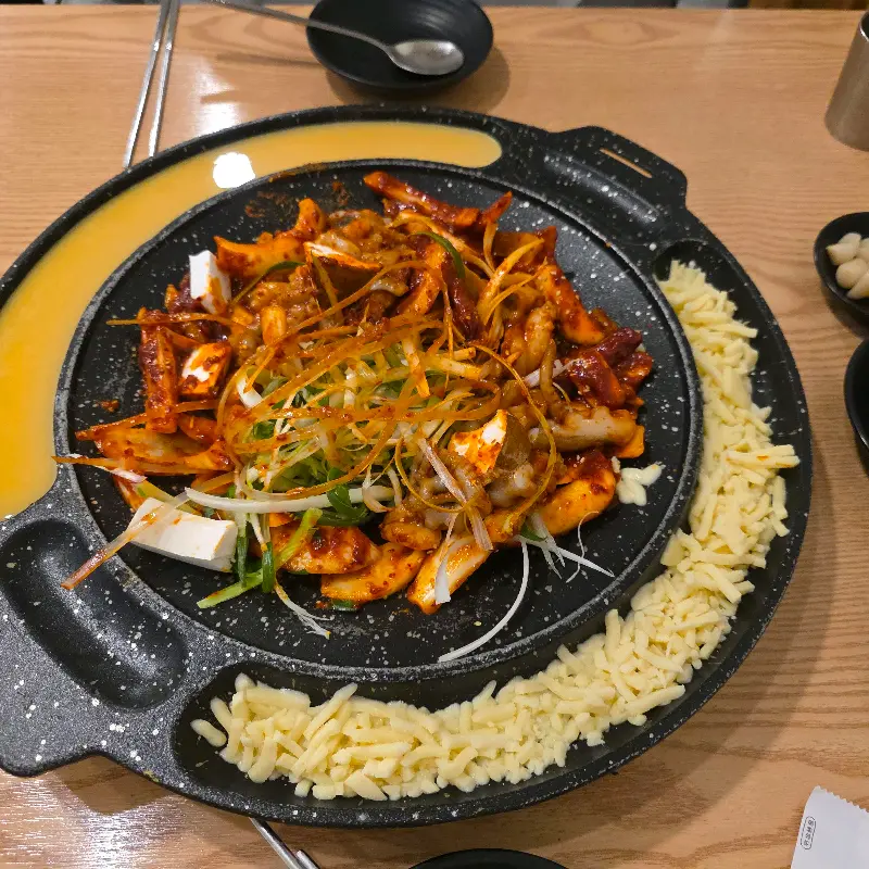 매콤한 낙지 볶음과 볶음밥