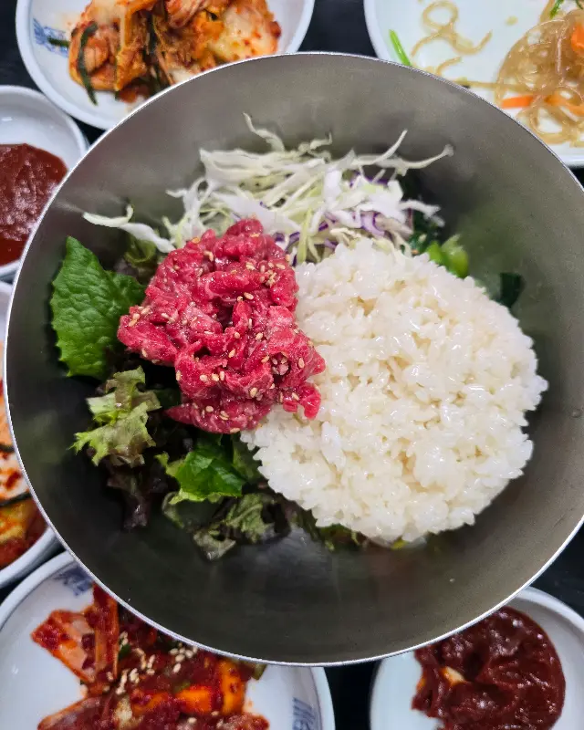 육회비빔밥