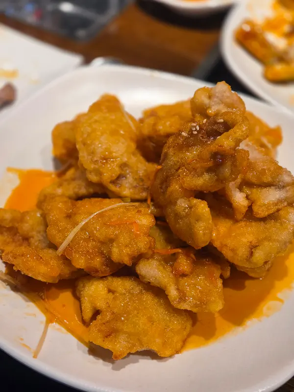 윤기가 좔좔 흐르는 꿔바로우