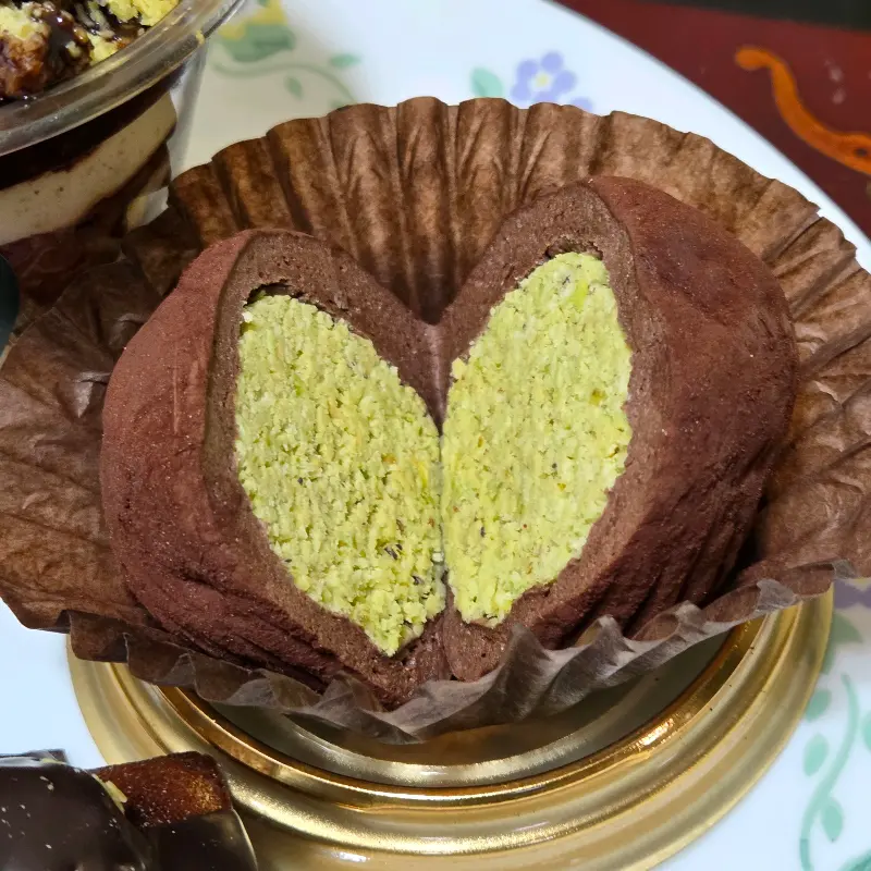 단면을 자른 두쫀쿠