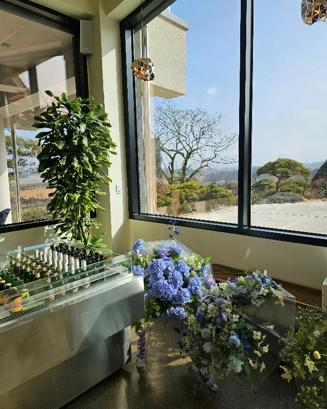 화려한 꽃 장식