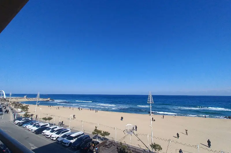 346커피스토리에서 바라본 강문해변 전경