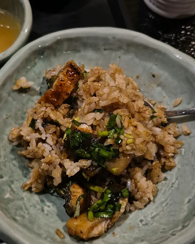 슥슥 비벼먹는 솥밥