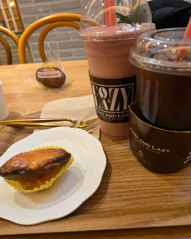 단팥죽과 딸기 스무디