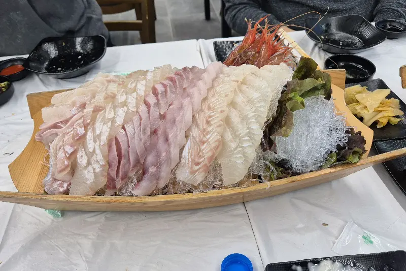 신선함이 느껴지는 활어회