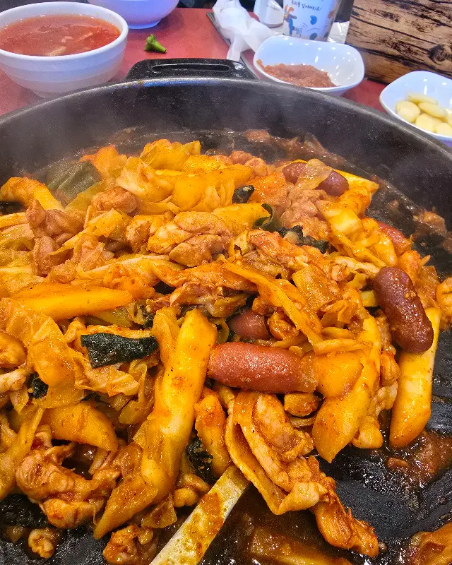 잘 익은 닭갈비