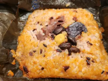 노을빛 연잎에 싸인 추억, 양주 아리랑갈비에서 맛보는 고향의 맛