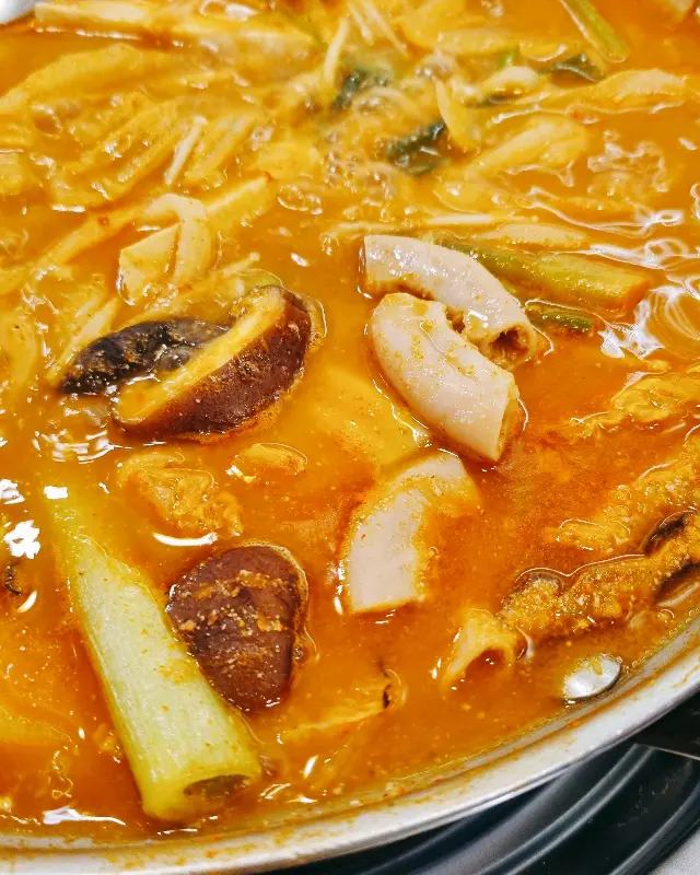 칼칼한 곱창전골