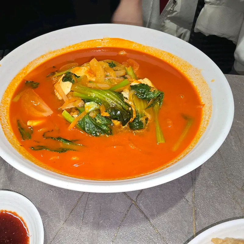 랑만쇼우 짬뽕 국물