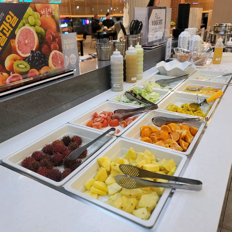 다양한 후식 코너