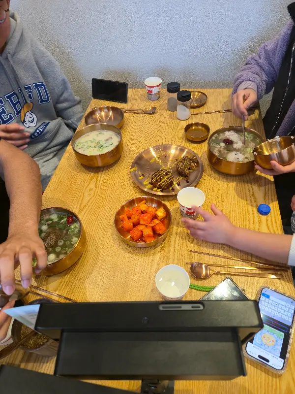 푸짐한 한 상 차림