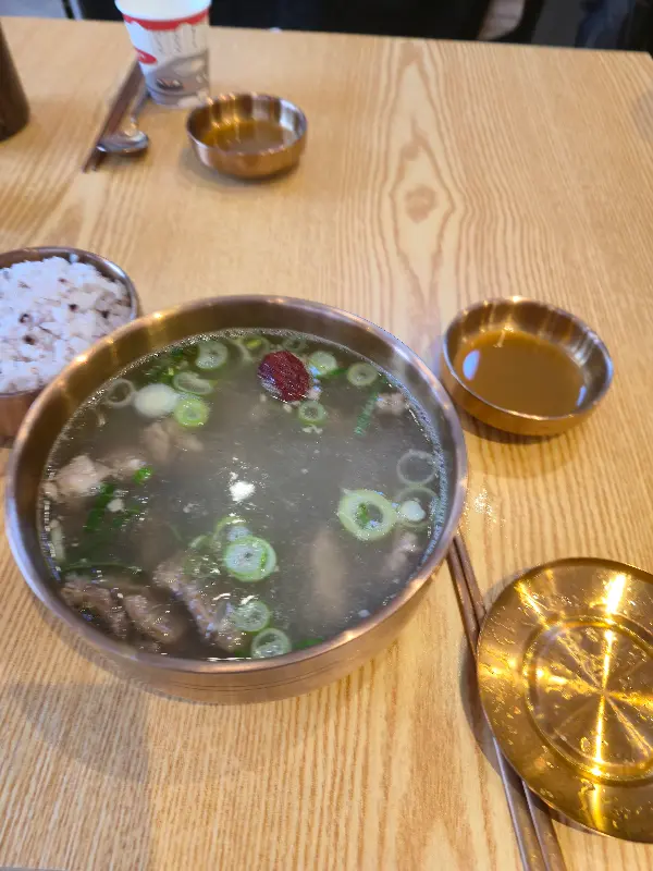 깔끔한 테이블 세팅