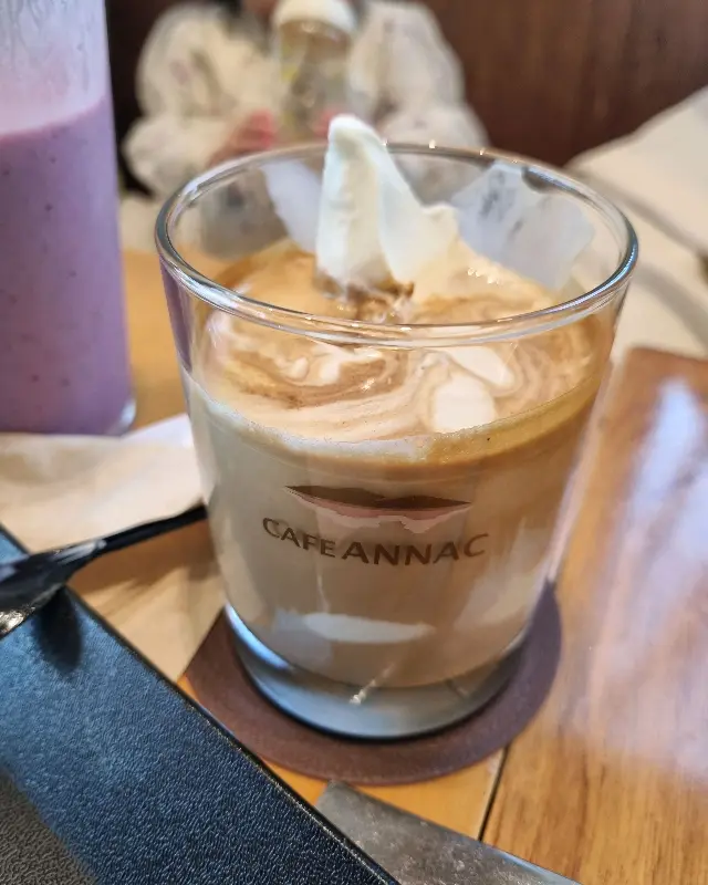 상하목장 아이스크림과 카페라떼