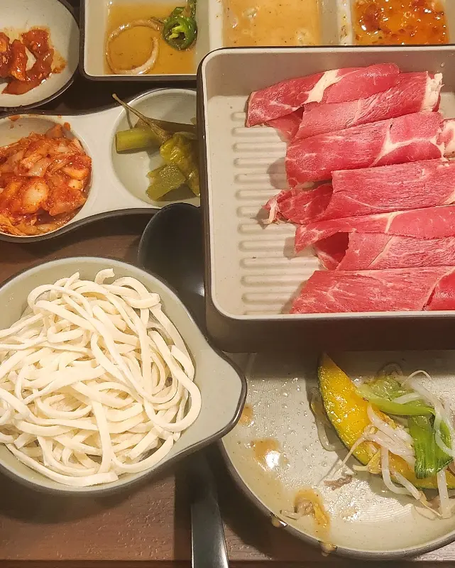 소고기와 칼국수