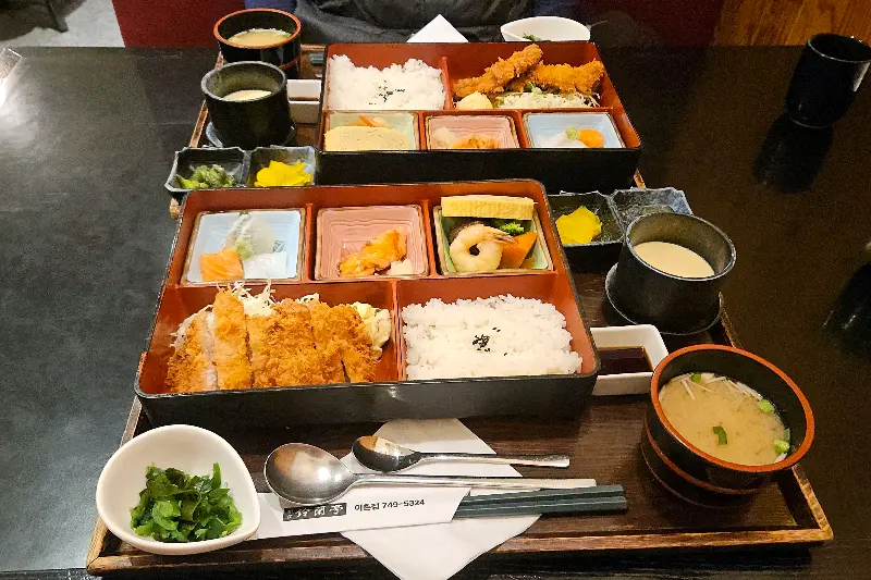 스즈란테이 전체 상차림