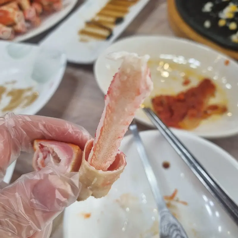 살이 꽉 찬 대게 다리