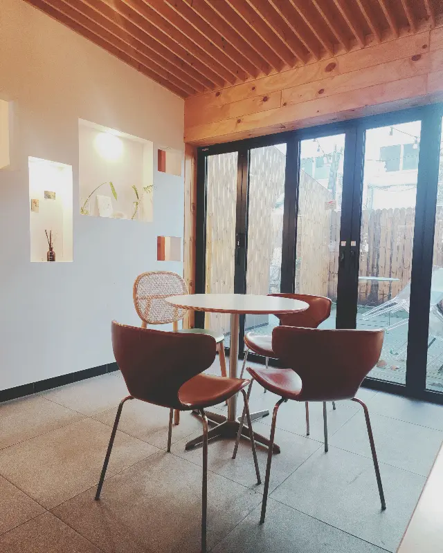 키드키민 내부 테이블