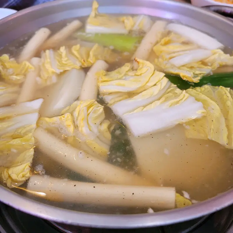 푸짐한 닭한마리의 비주얼