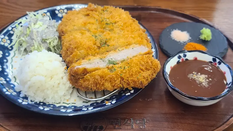 겉바속촉 돈까스