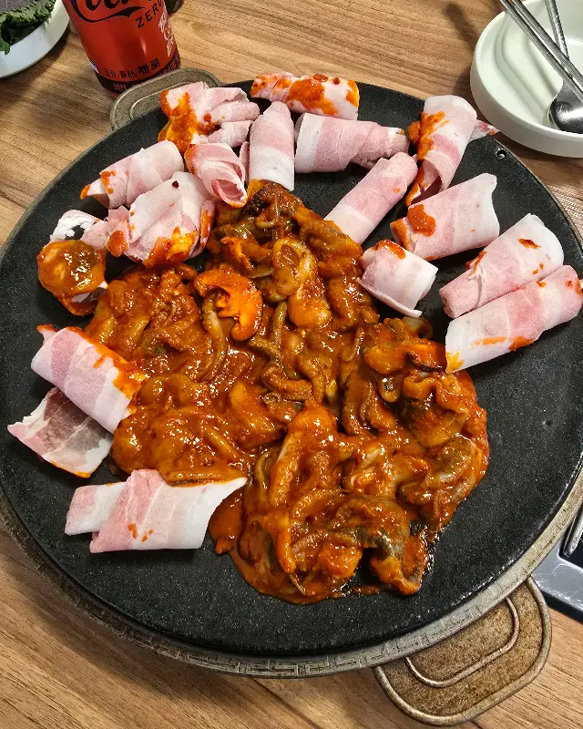 쭈꾸미 삼겹살의 환상적인 조합