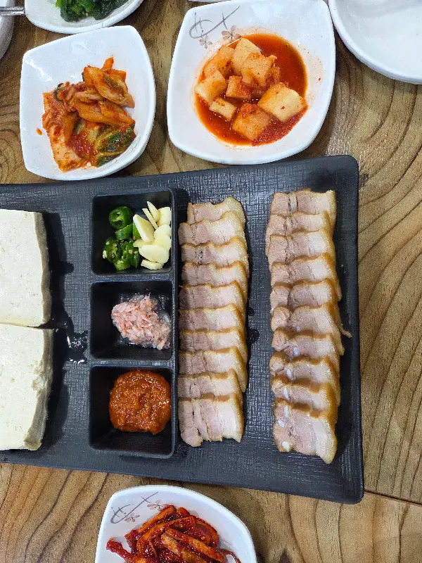 두부와 보쌈의 환상적인 조합