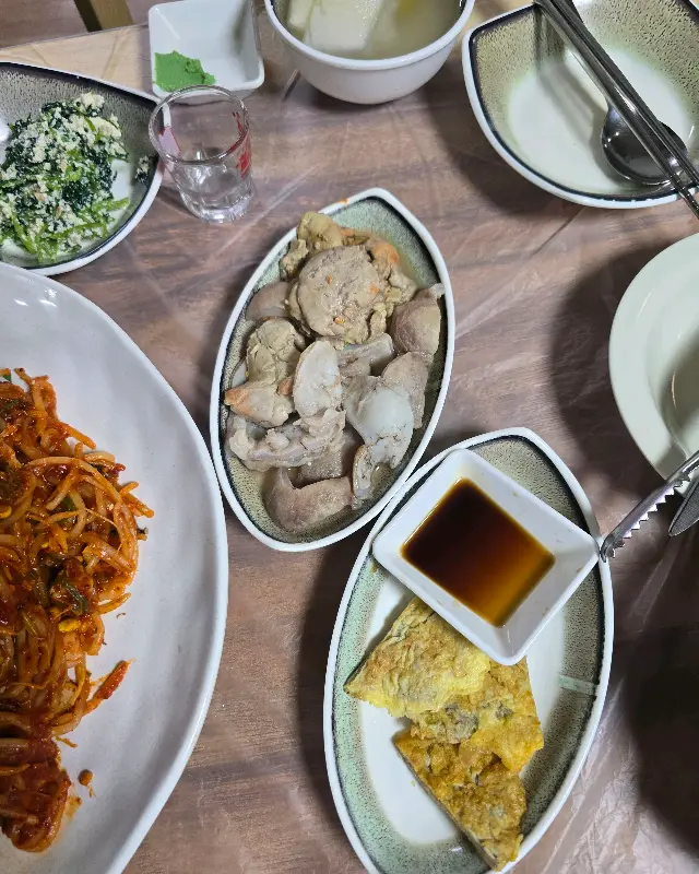 아구찜과 밑반찬