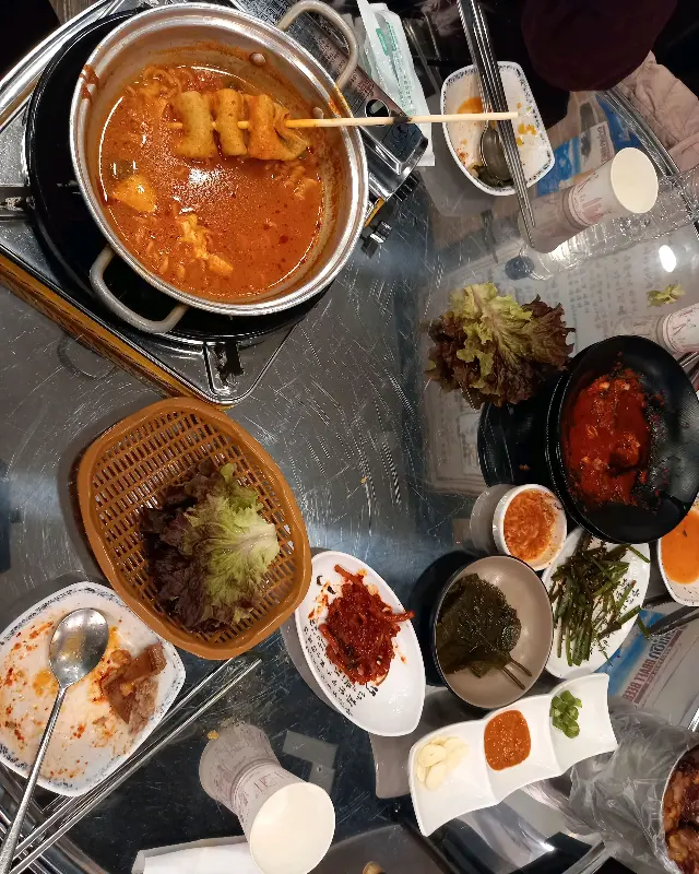 유진족발 한상차림