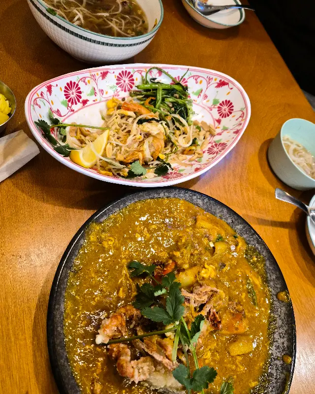 푸팟퐁커리의 먹음직스러운 모습