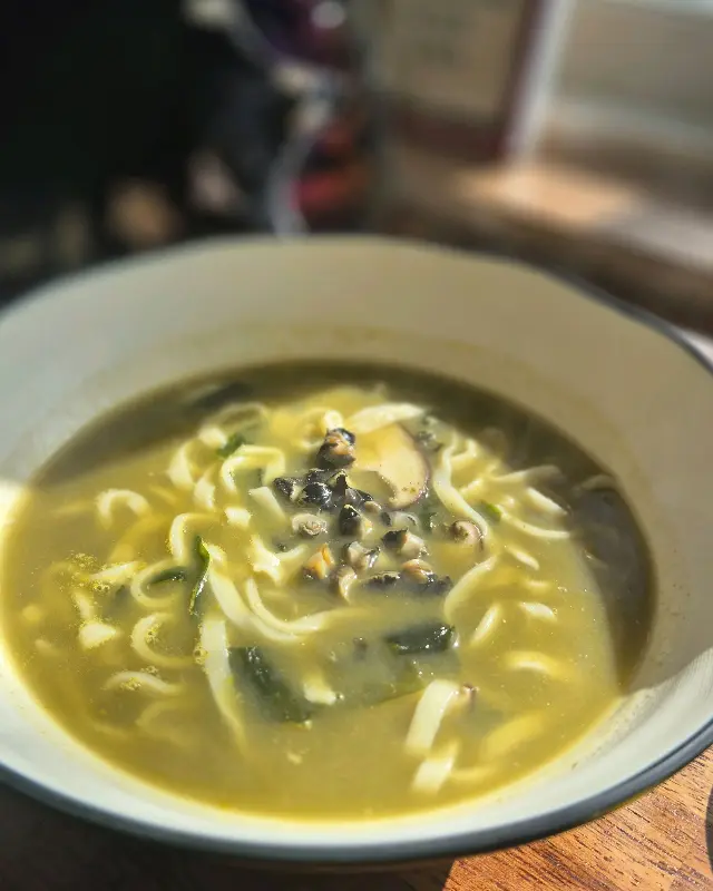 보말이 듬뿍 들어간 보말칼국수