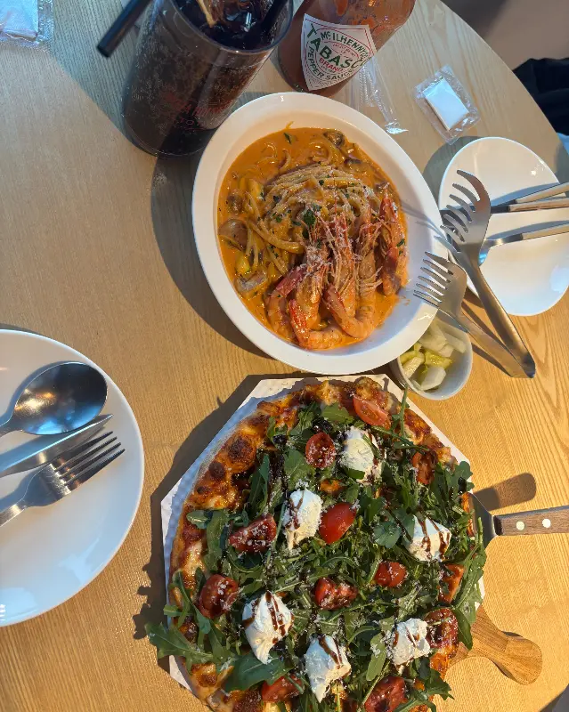 알토15에서 즐기는 맛있는 식사