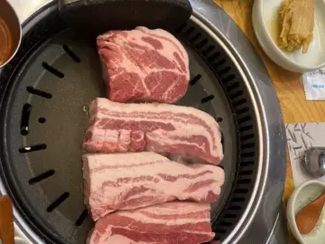 혼밥러의 성지! 갈마동 맛찬들에서 찾은 인생 삼겹살 맛집