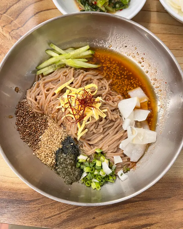 겨울 메뉴 칼국수