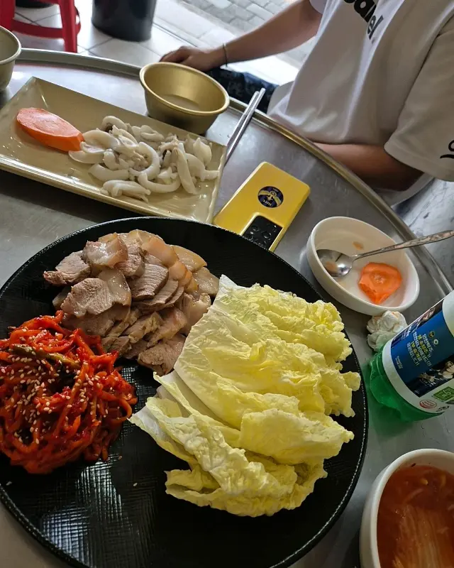 풍년막걸리의 다양한 메뉴들