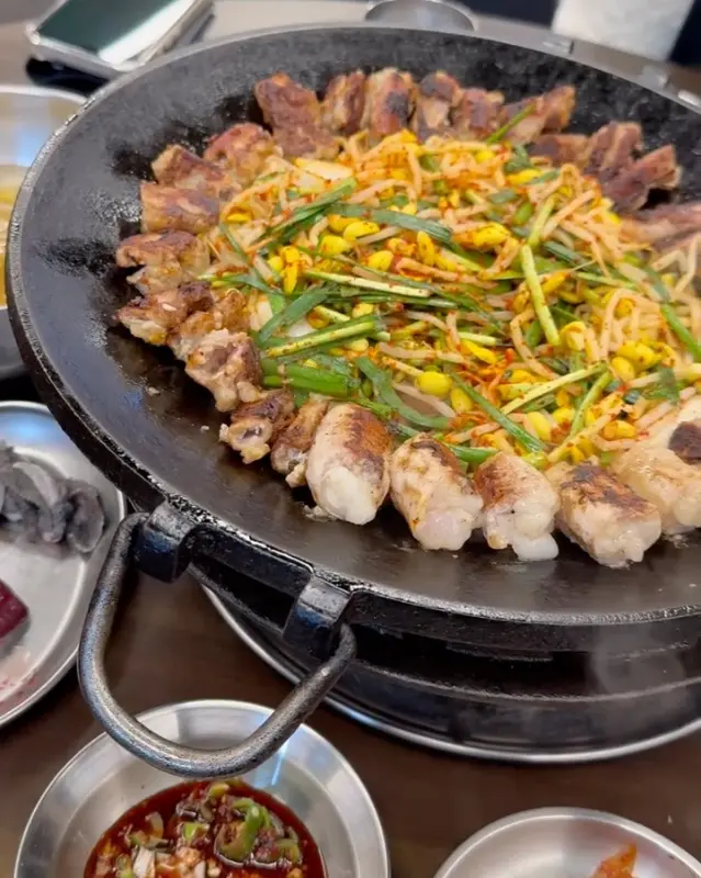 잘 구워진 곱창