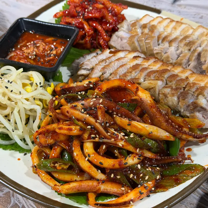 오징어보쌈 메인 메뉴