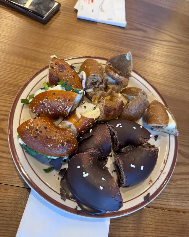 할라피뇨 베이글