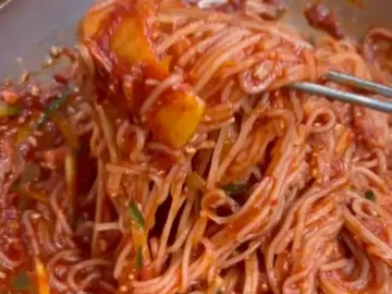 덕천에서 맛보는 시원한 추억, 부산밀면에서 찾은 가성비 최고의 밀면 맛집 탐험기