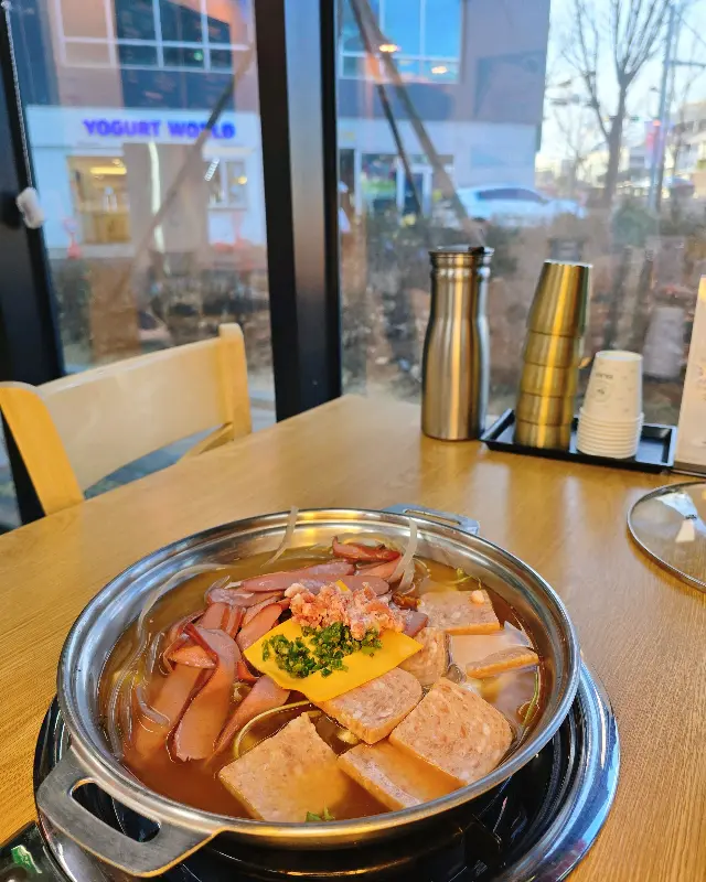 깔끔한 테이블 세팅