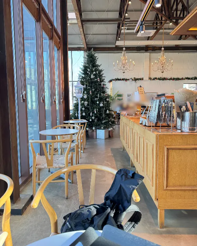 카페 안낙 내부