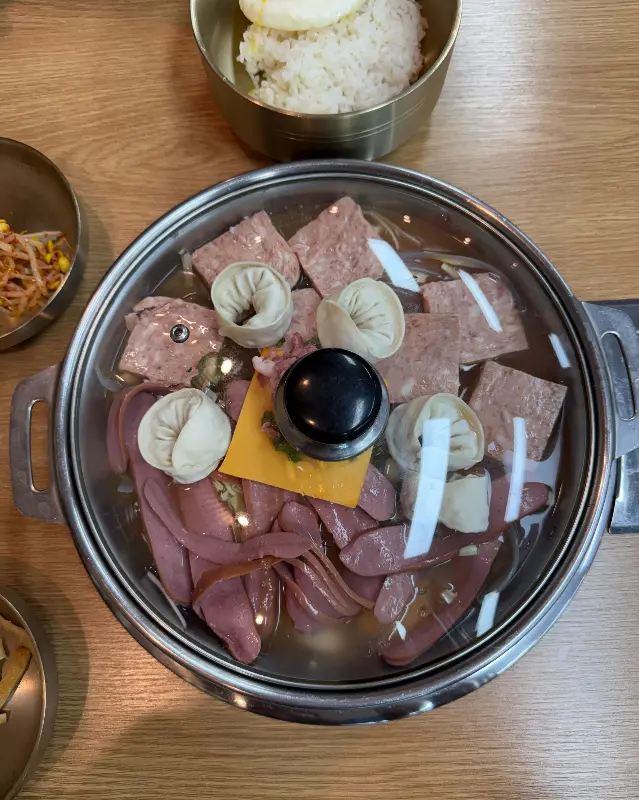 계란후라이가 올라간 밥