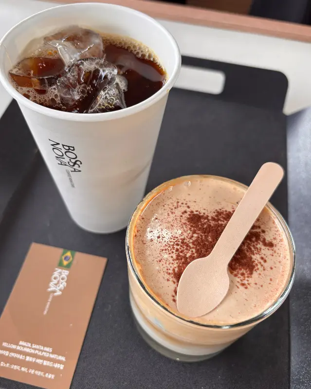 속초라떼와 아이스 아메리카노