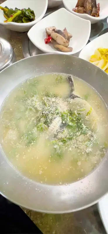 미마지식당 도다리쑥국