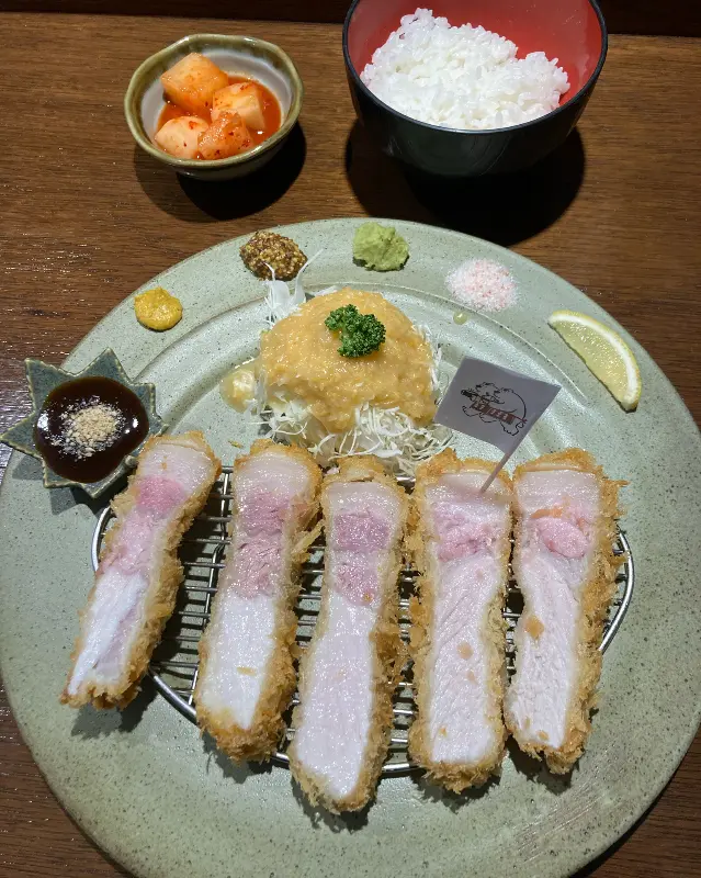 깔끔한 테이블 세팅