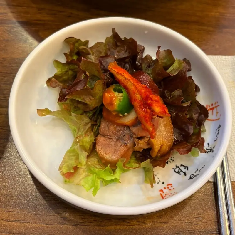 쌈 싸먹는 족발